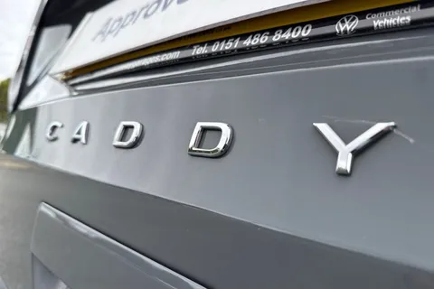 DG74CZP Volkswagen Caddy Maxi 2.0 TDI 122 Life 5dr DSG Thumbnail #32