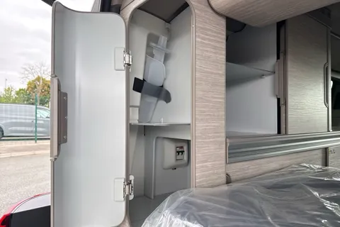 33 of 63 for Volkswagen California Ocean T7 SWB 150 PS DSG - 19' Wheels/Tow Pack