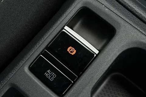 DG74CZP Volkswagen Caddy Maxi 2.0 TDI 122 Life 5dr DSG Thumbnail #39