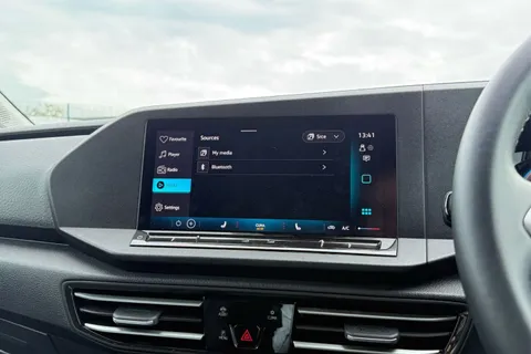 DG74CZP Volkswagen Caddy Maxi 2.0 TDI 122 Life 5dr DSG Thumbnail #46