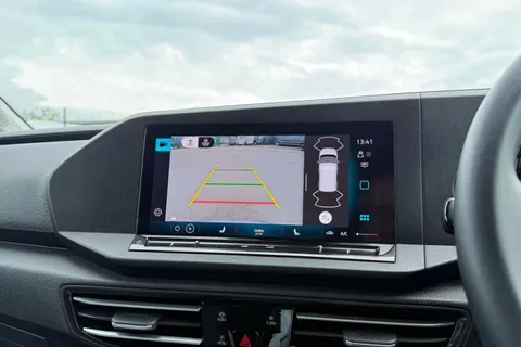 DG74CZP Volkswagen Caddy Maxi 2.0 TDI 122 Life 5dr DSG Thumbnail #48