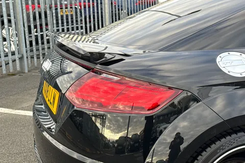 KX18LLN Audi TTS S Coup- Black Edition 2.0 TFSI quattro 310 PS S tronic Thumbnail #8