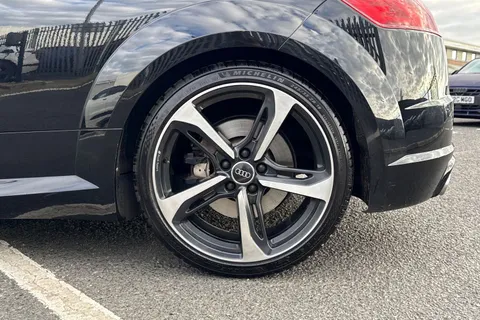 KX18LLN Audi TTS S Coup- Black Edition 2.0 TFSI quattro 310 PS S tronic Thumbnail #10