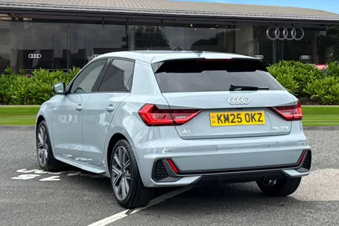 KM25OKZ Audi A1 S line 30 TFSI 116 PS S tronic Thumbnail #3