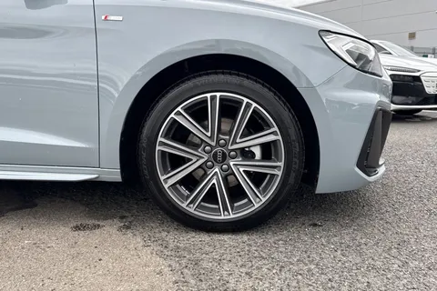 KM25OKZ Audi A1 S line 30 TFSI 116 PS S tronic Thumbnail #10