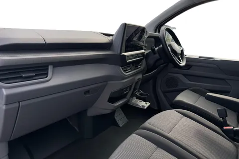 8 of 56 for VOLKSWAGEN TRANSPORTER 100kW 65kWh Commerce Plus Van Auto