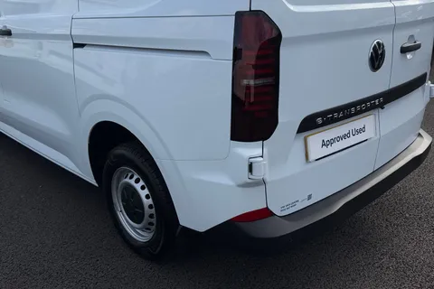 15 of 56 for VOLKSWAGEN TRANSPORTER 100kW 65kWh Commerce Plus Van Auto