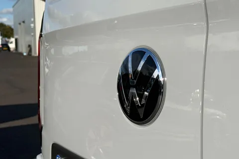 MF25JZL Volkswagen E-Transporter 160kW 65kWh Commerce Pro Van Auto Thumbnail #28