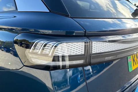 KN25UBU Volkswagen Id.7 210kW Match Pro 77kWh 5dr Auto **INTERIOR PACK, EXTERIOR PACK, HEAT PUMP** Thumbnail #8