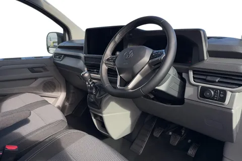MF25JWO Volkswagen Transporter 2.0 TDI 150 Commerce Plus Van Thumbnail #9