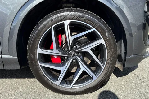 KS74PRV Audi Sq6 E-Tron SQ6 SUV Edition 1 e-tron 360,00 kW Thumbnail #10