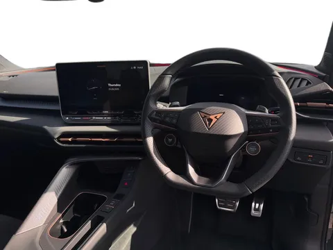 MF25OOX CUPRA Terramar 1.5 eTSI 150 V2 5dr DSG ** VAT QUALIFYING** Thumbnail #13