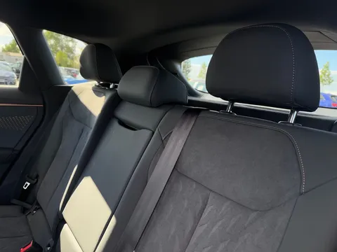 MF25OOX CUPRA Terramar 1.5 eTSI 150 V2 5dr DSG ** VAT QUALIFYING** Thumbnail #14