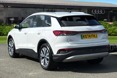 KS74FHJ Audi Q4 e-tron Q4 Sport 45 e-tron 210,00 kW Thumbnail #3