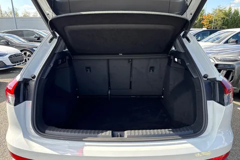 KS74FHJ Audi Q4 e-tron Q4 Sport 45 e-tron 210,00 kW Thumbnail #7