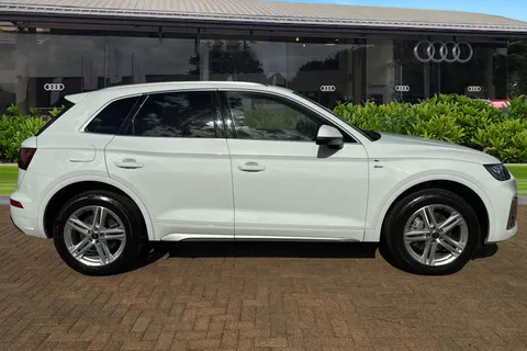 GN74ZCY Audi Q5 S line 40 TDI quattro 204 PS S tronic Thumbnail #4