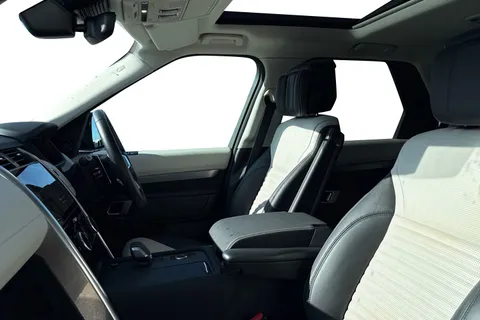 KK24GWW Land Rover Discovery 3.0 D350 Dynamic HSE 5dr Thumbnail #4