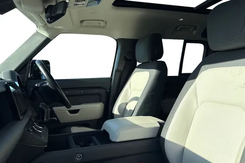 KR24LGO Land Rover Defender 110 3.0 D300 110 X-Dynamic HSE 5dr Thumbnail #4