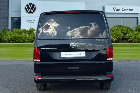DA24BBX Volkswagen Transporter 2.0 TDI 110 Highline Van Thumbnail #5