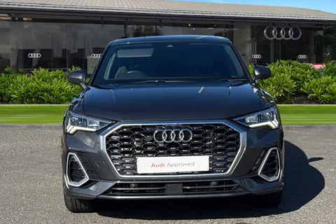 PY23EFR Audi Q3 S line 35 TFSI 150 PS S tronic Thumbnail #9