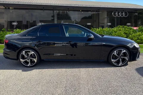 KF23LMJ Audi A4 Black Edition 35 TFSI 150 PS S tronic Thumbnail #4