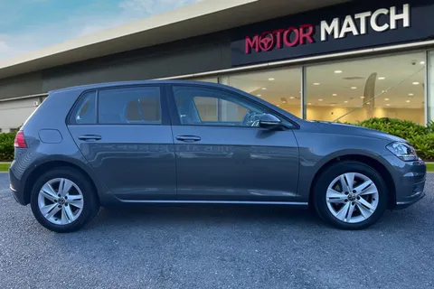 GD69MJE Volkswagen Golf 1.6 TDI S Euro 6 (s/s) 5dr Thumbnail #4