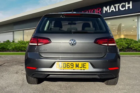 GD69MJE Volkswagen Golf 1.6 TDI S Euro 6 (s/s) 5dr Thumbnail #5