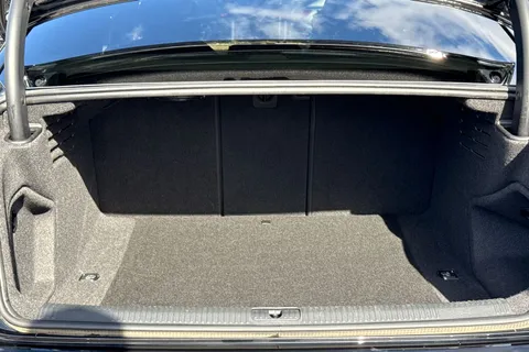 KF23LMJ Audi A4 Black Edition 35 TFSI 150 PS S tronic Thumbnail #7