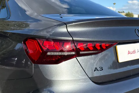 DA25OBL Audi A3 Black Edition 35 TFSI  150 PS S tronic Thumbnail #8