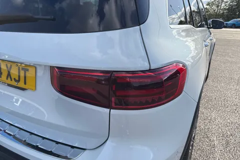 KN74XJT Mercedes-Benz Glb 1.3 GLB200 MHEV AMG Line (Premium Plus) 7G-DCT Euro 6 (s/s) 5dr Thumbnail #8