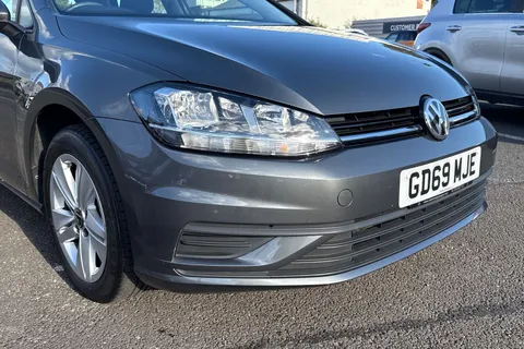 GD69MJE Volkswagen Golf 1.6 TDI S Euro 6 (s/s) 5dr Thumbnail #9