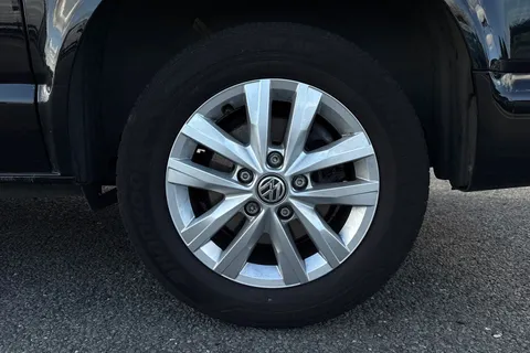 DA24BBX Volkswagen Transporter 2.0 TDI 110 Highline Van Thumbnail #13