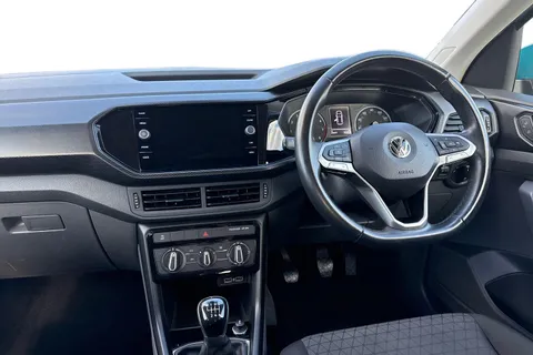 18 of 46 for VOLKSWAGEN T-CROSS 1.0 TSI 115 SE 5dr