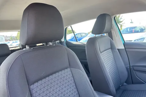 24 of 46 for VOLKSWAGEN T-CROSS 1.0 TSI 115 SE 5dr