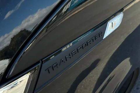 DA24BBX Volkswagen Transporter 2.0 TDI 110 Highline Van Thumbnail #28