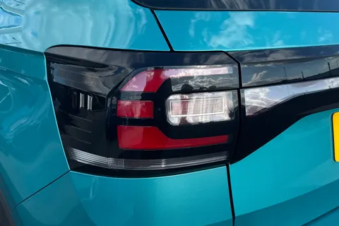 25 of 46 for VOLKSWAGEN T-CROSS 1.0 TSI 115 SE 5dr