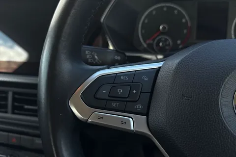 32 of 46 for VOLKSWAGEN T-CROSS 1.0 TSI 115 SE 5dr