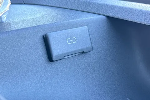 DE75ZRR Volkswagen Id. Buzz Cargo Cargo Commerce SWB 340 4 Motion PS 79 kWh - Delivery Mileage Thumbnail #35