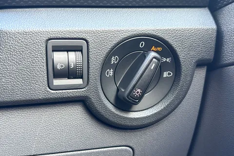 35 of 46 for VOLKSWAGEN T-CROSS 1.0 TSI 115 SE 5dr