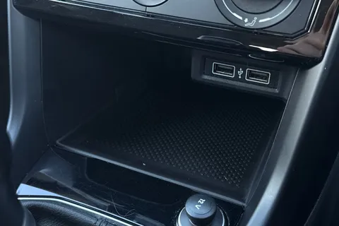 38 of 46 for VOLKSWAGEN T-CROSS 1.0 TSI 115 SE 5dr