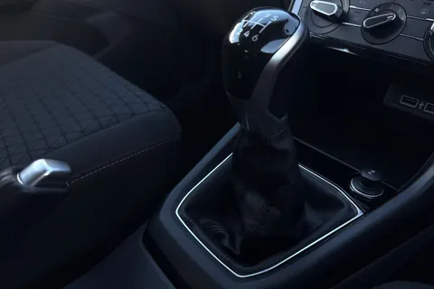 39 of 46 for VOLKSWAGEN T-CROSS 1.0 TSI 115 SE 5dr