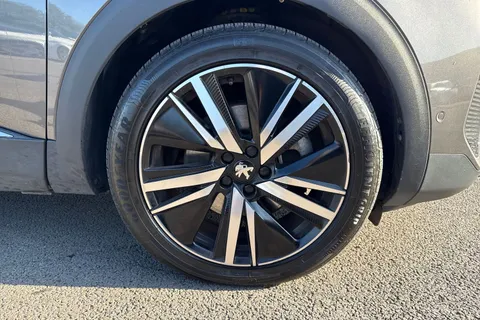 DG71HGZ PEUGEOT 3008 1.6 13.2kWh GT Premium e-EAT Euro 6 (s/s) 5dr Thumbnail #10
