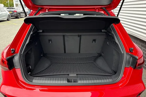 Audi S3 2.0 TFSI Black Edition Sportback S Tronic quattro Euro 6 (s/s) 5dr Thumbnail #10