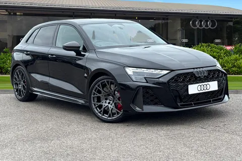  Audi RS 3 2.5 TFSI Carbon Black Sportback S Tronic quattro Euro 6 (s/s) 5dr Thumbnail #2