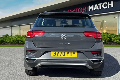 BV70YHY Volkswagen T-Roc 2.0 TDI SE DSG Euro 6 (s/s) 5dr Thumbnail #5