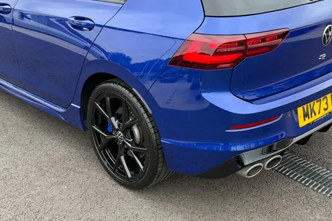 MK73OAV Volkswagen Golf 2.0 TSI 320 R 4Motion 5dr DSG **REAR SIDE AIRBAGS, 19' ESTORIL BLACK ALLOYS Thumbnail #8