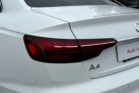 PF22WKO Audi A4 S line 35 TFSI 150 PS S tronic Thumbnail #8