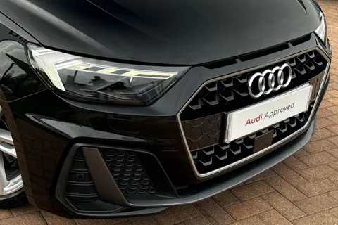 BK72UTV Audi A1 S line 35 TFSI 150 PS S tronic Thumbnail #8