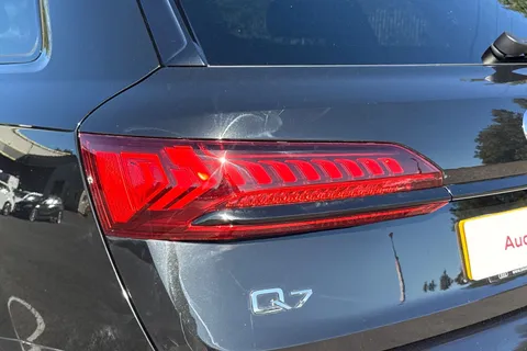 PK71DYS Audi Q7 Black Edition 50 TDI quattro 286 PS tiptronic Thumbnail #8