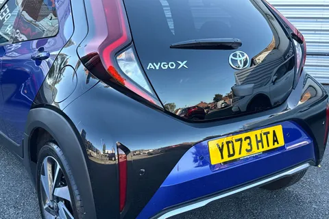 YD73HTA Toyota Aygo X 1.0 VVT-i Exclusive x-shift Euro 6 (s/s) 5dr Thumbnail #8
